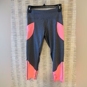 Zella Charcoal Gray Textured Leggings